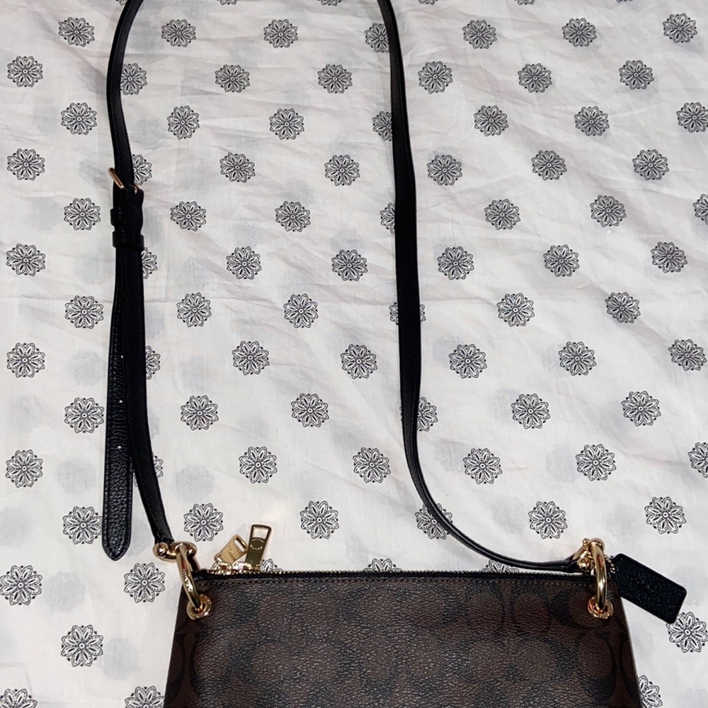 NEW COACH PURSE
